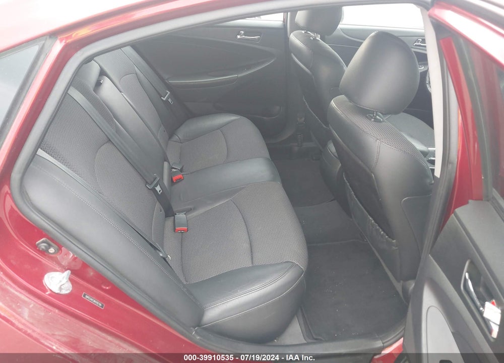 2011 HYUNDAI SONATA SE VIN: 5NPEC4AC2BH292785