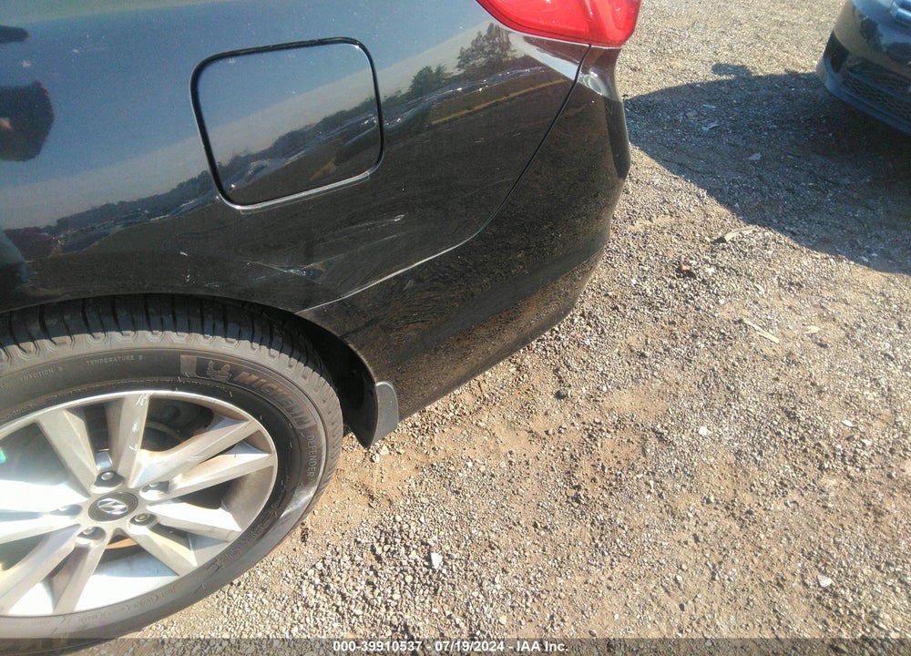 2015 HYUNDAI SONATA SE VIN: 5NPE24AF0FH171286