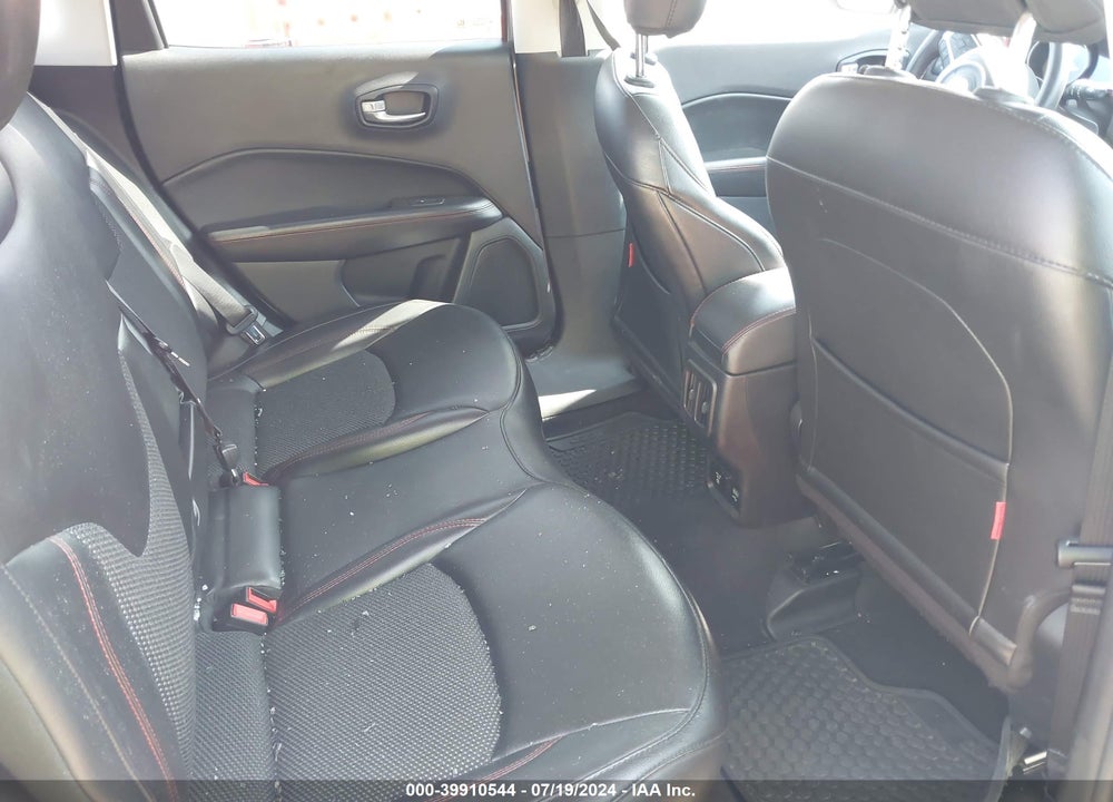 2021 JEEP COMPASS VIN: 3C4NJDDB5MT564418