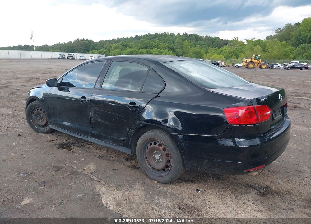 2013 VOLKSWAGEN JETTA 2.0L S VIN: 3VW2K7AJ8DM361835