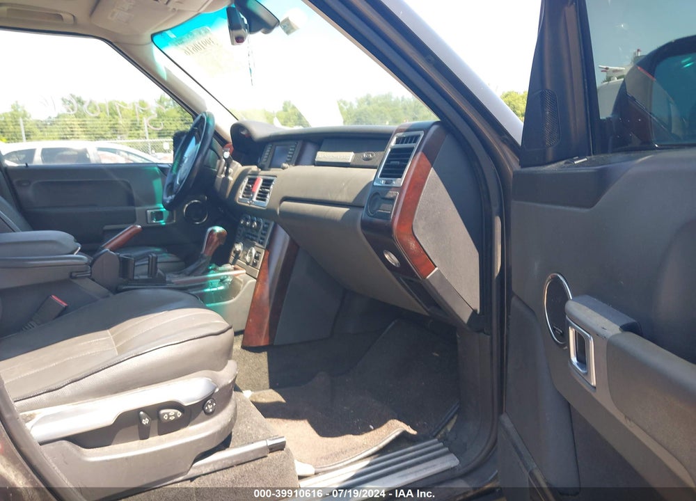 2004 LAND ROVER RANGE ROVER HSE VIN: SALME11444A175564