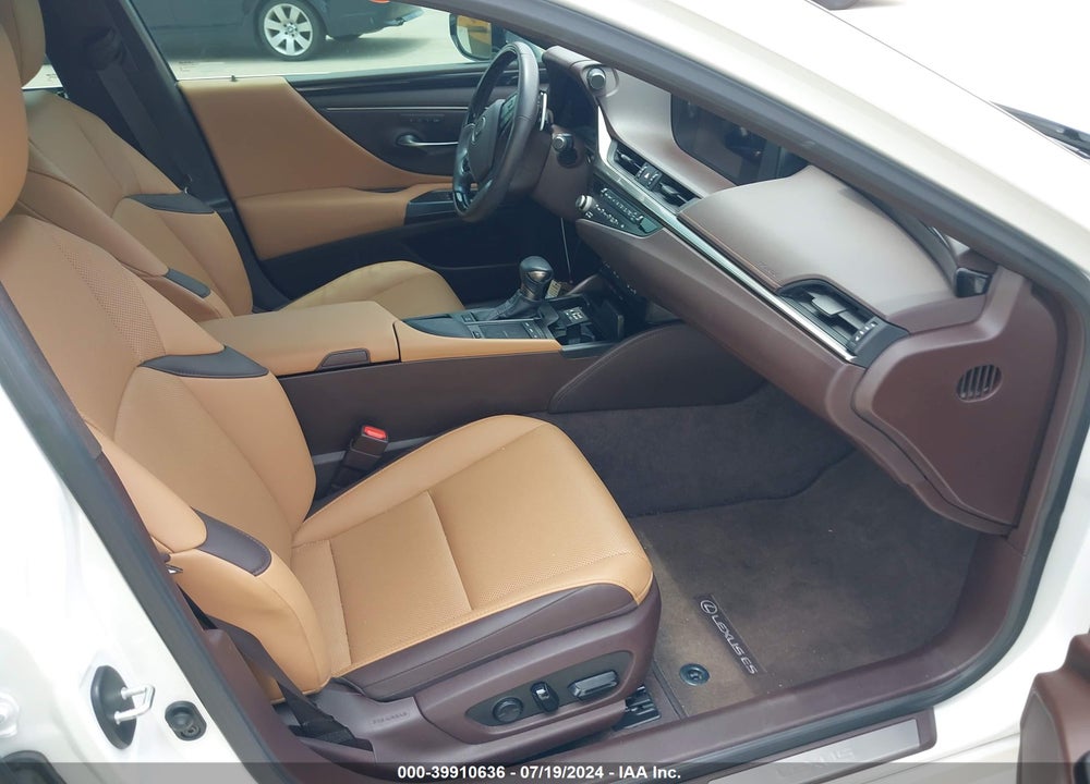 2021 LEXUS ES 350 VIN: 58ADZ1B13MU085079