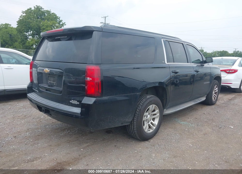 2015 CHEVROLET SUBURBAN 1500 LT VIN: 1GNSKJKC8FR275532