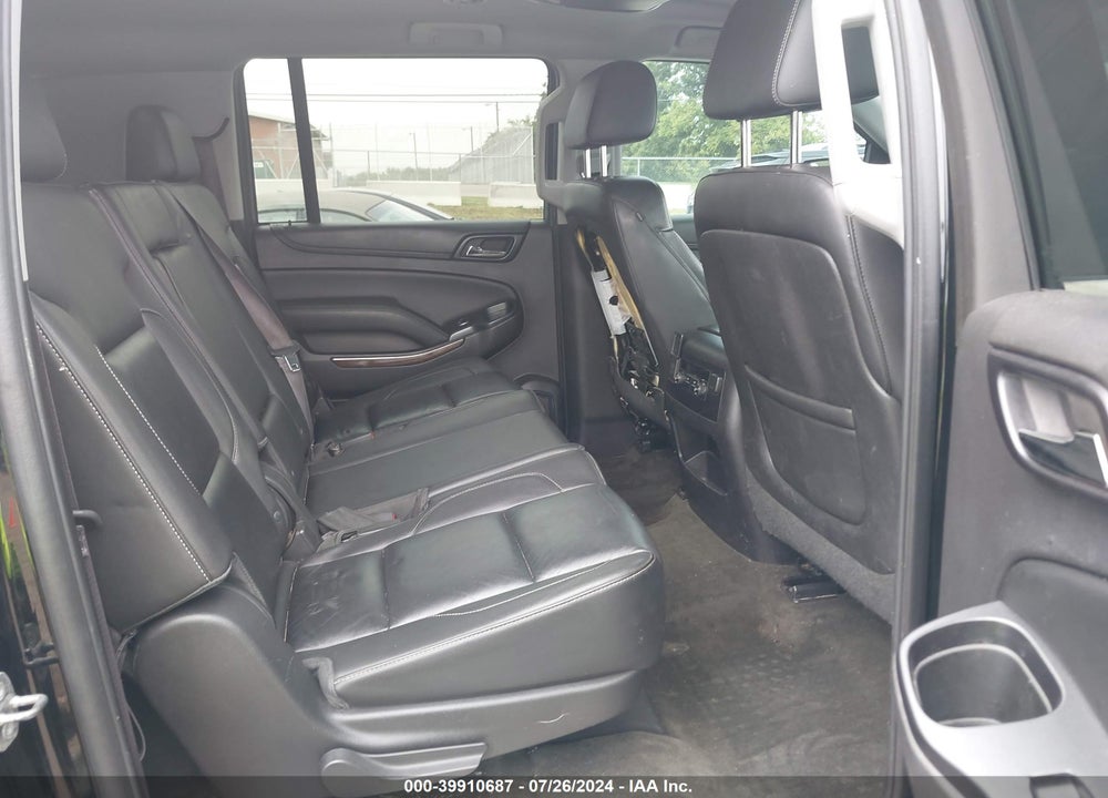 2015 CHEVROLET SUBURBAN 1500 LT VIN: 1GNSKJKC8FR275532