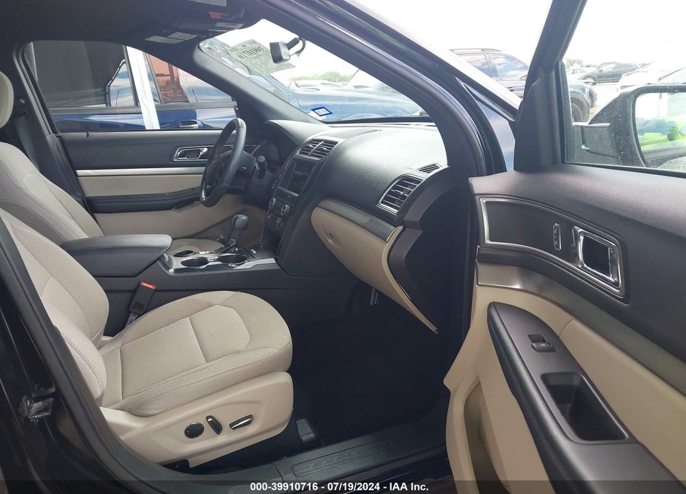 2018 FORD EXPLORER XLT VIN: 1FM5K7D86JGC92959
