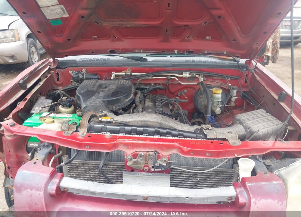 2002 NISSAN FRONTIER XE VIN: 1N6DD26S12C308173