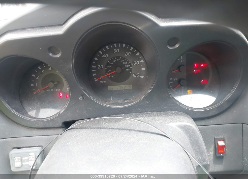 2002 NISSAN FRONTIER XE VIN: 1N6DD26S12C308173