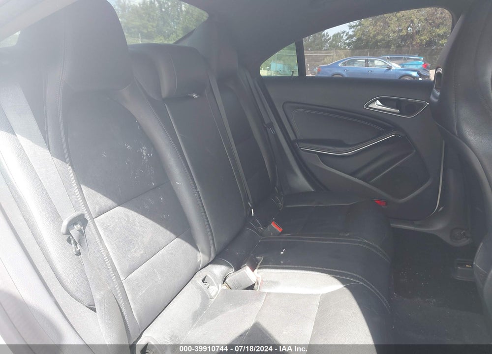 2014 MERCEDES-BENZ CLA 250 VIN: WDDSJ4EB5EN057530