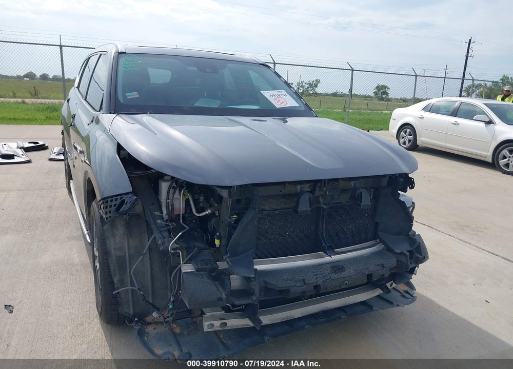 2020 TOYOTA HIGHLANDER XLE VIN: 5TDGZRAH5LS006455