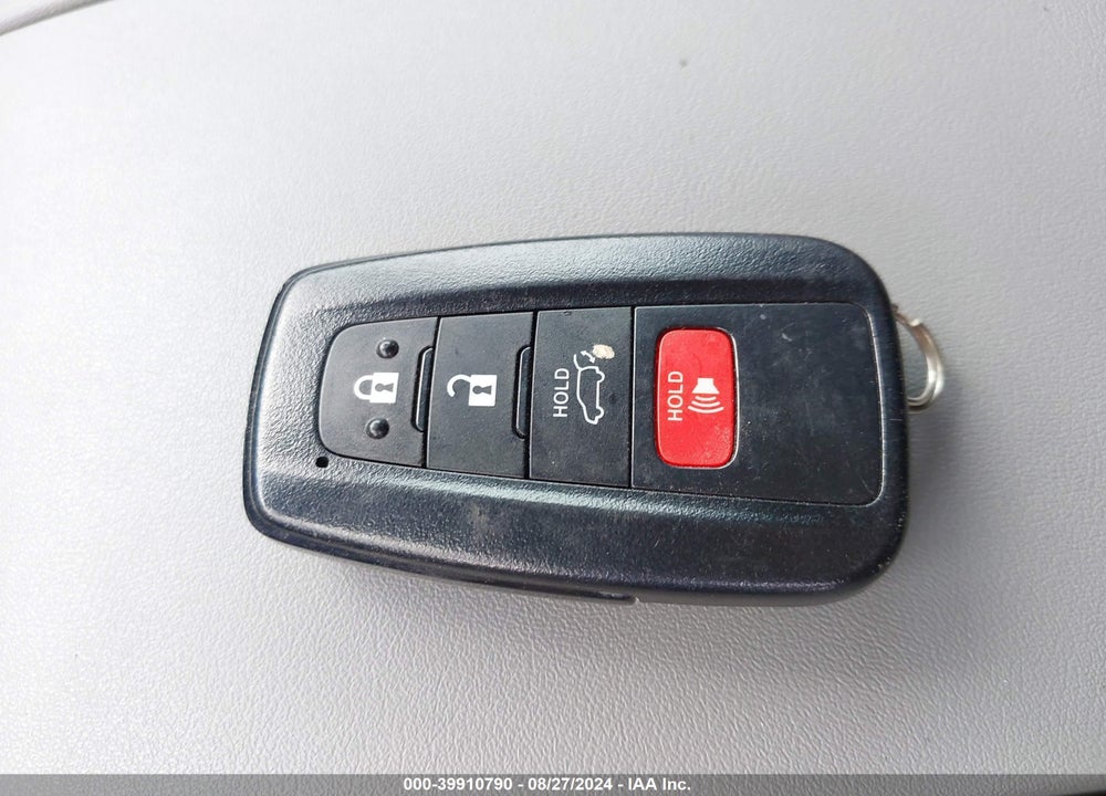 2020 TOYOTA HIGHLANDER XLE VIN: 5TDGZRAH5LS006455