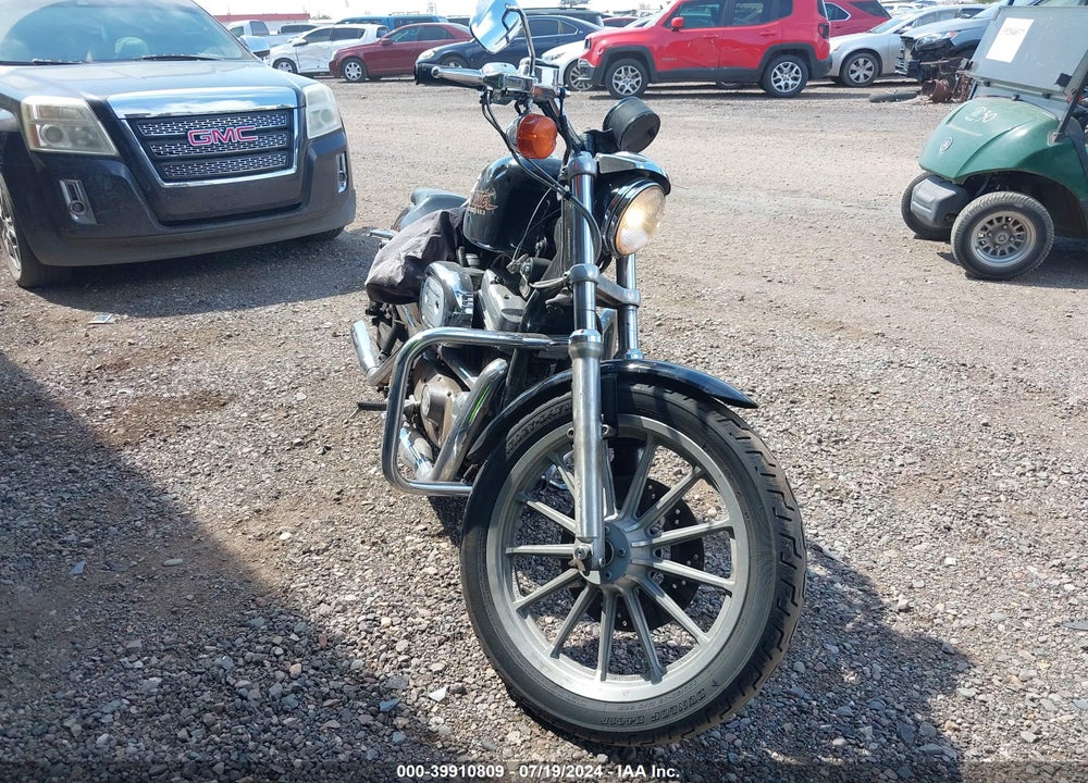 1998 HARLEY-DAVIDSON XL883 HUGGER VIN: 1HD4CEM31WK116409