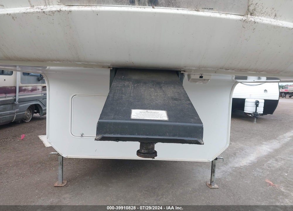 2011 5TH WHEEL JAYCO EAGLE  TRAVEL TRAILER VIN: 1UJCJ0BU0B1LM0191
