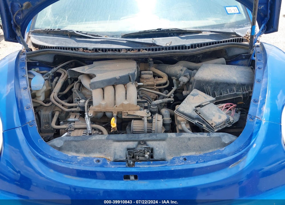 2002 VOLKSWAGEN NEW BEETLE GLS VIN: 3VWCK21C22M458406