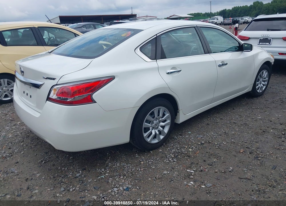 2015 NISSAN ALTIMA 2.5 S VIN: 1N4AL3AP3FC153686