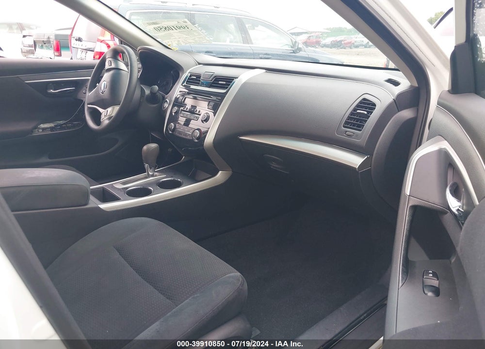 2015 NISSAN ALTIMA 2.5 S VIN: 1N4AL3AP3FC153686