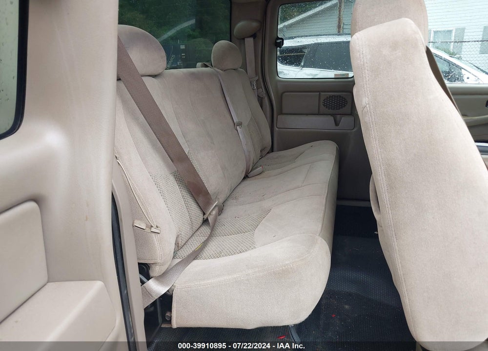 2006 CHEVROLET SILVERADO 1500 WORK TRUCK VIN: 1GCEK19V06Z204144