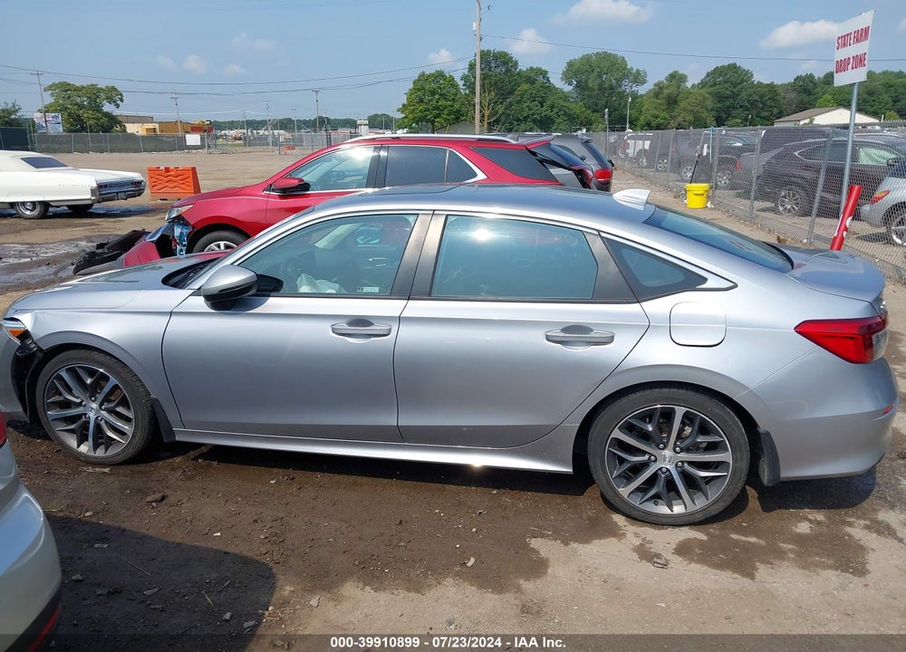 2022 HONDA CIVIC TOURING VIN: 2HGFE1F92NH316558