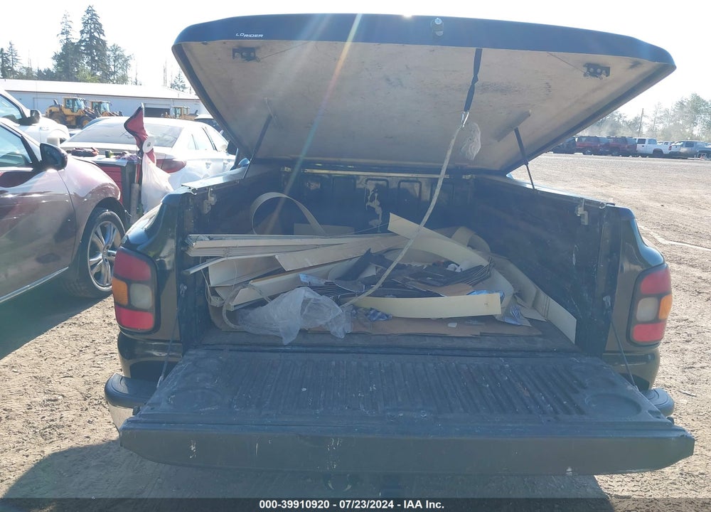 2005 GMC SIERRA 1500 SLE VIN: 1GTEC14T95Z126948