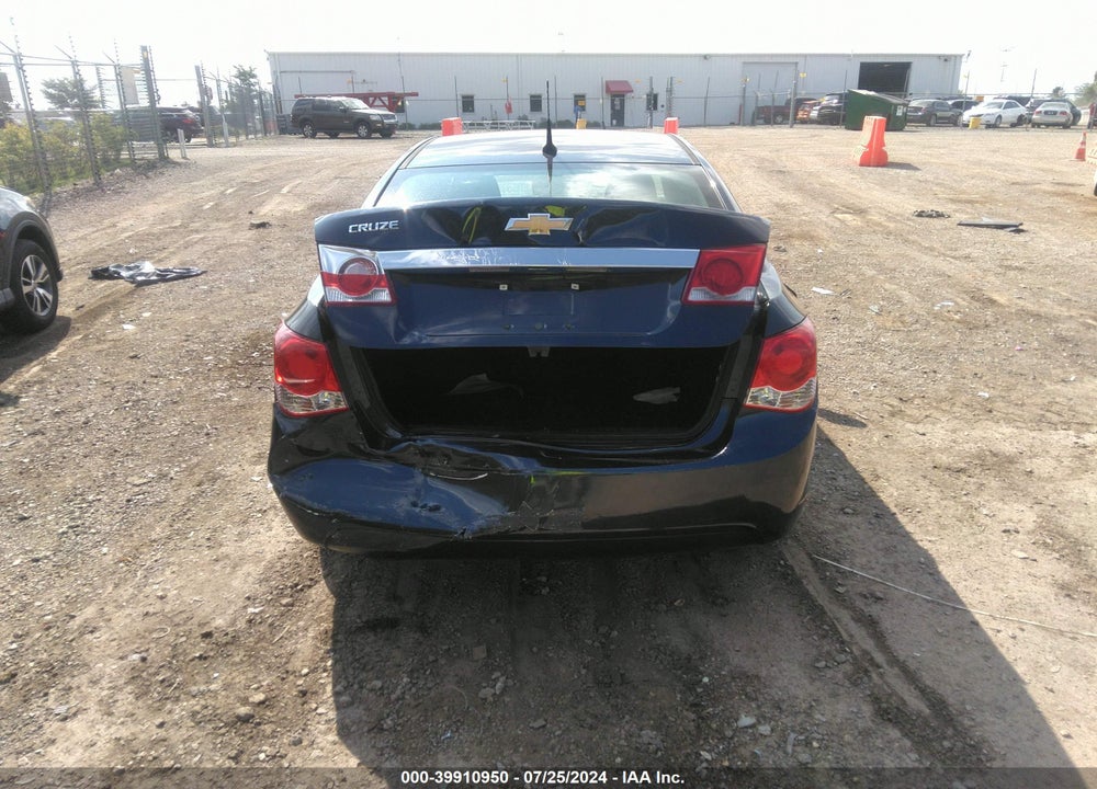2014 CHEVROLET CRUZE LS AUTO VIN: 1G1PA5SH2E7463180