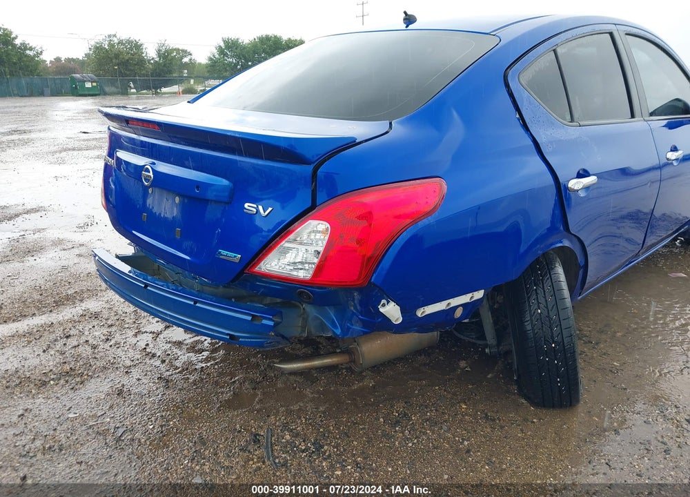 2015 NISSAN VERSA 1.6 SV VIN: 3N1CN7APXFL924401