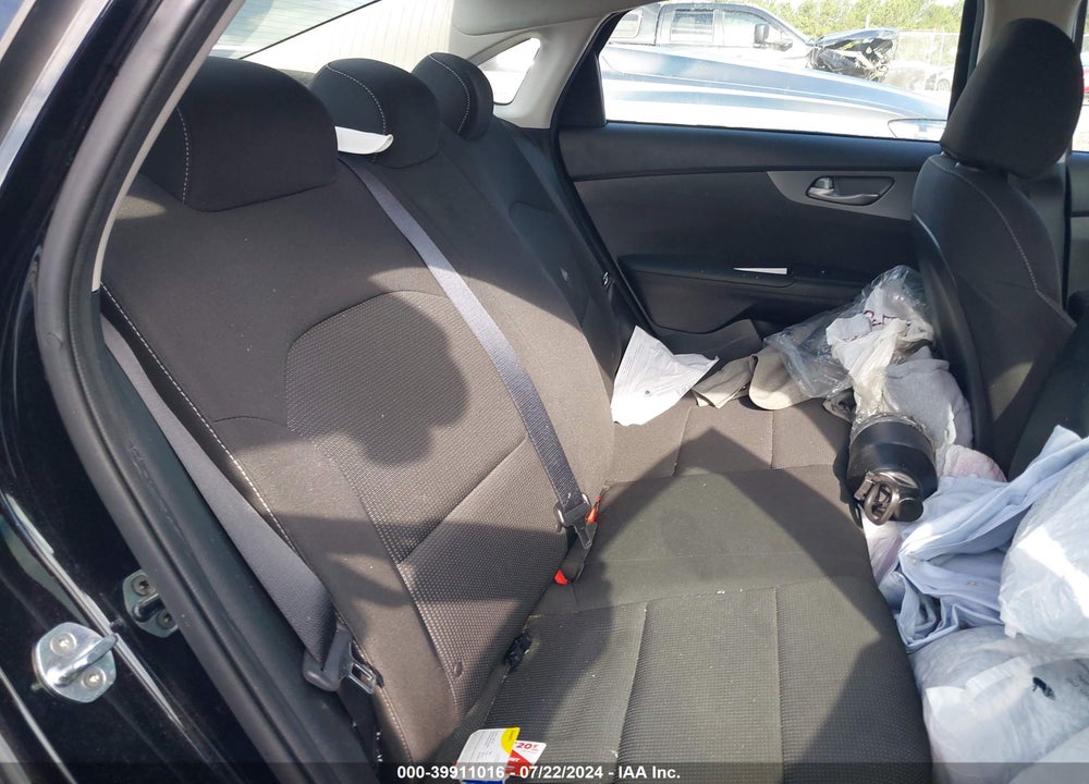 2020 KIA FORTE FE VIN: 3KPF24AD7LE185513