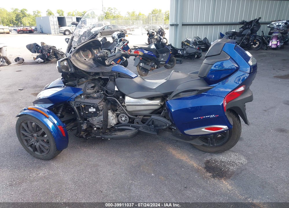 2016 CAN-AM SPYDER ROADSTER RT/RT-S/LTD/SP SERIES VIN: 2BXNBDD25GV003017