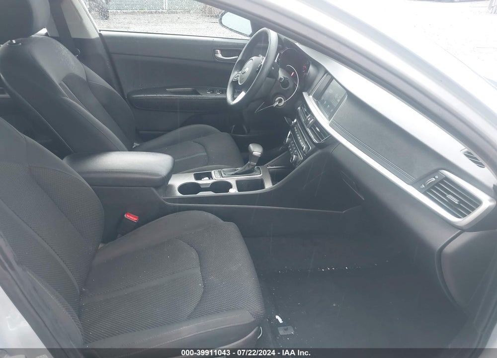 2019 KIA OPTIMA LX VIN: 5XXGT4L38KG358337