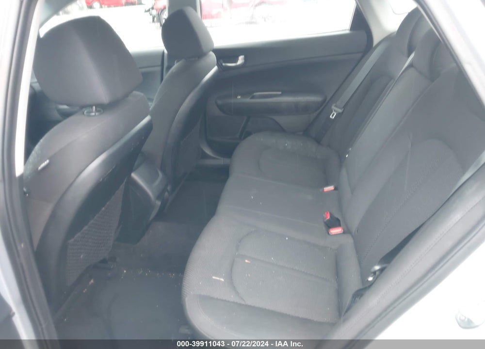 2019 KIA OPTIMA LX VIN: 5XXGT4L38KG358337