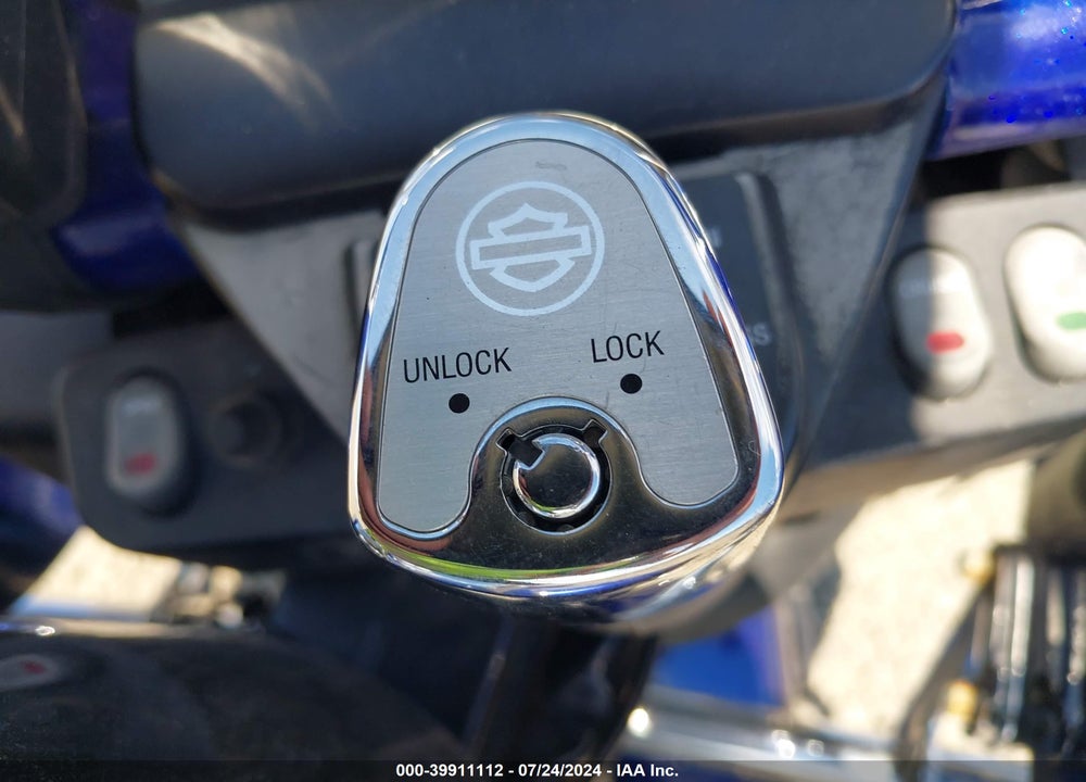 2007 HARLEY-DAVIDSON FLTR VIN: 1HD1FS4117Y672872