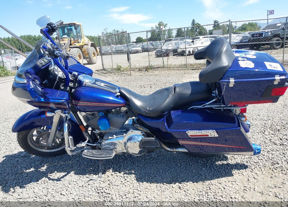 2007 HARLEY-DAVIDSON FLTR VIN: 1HD1FS4117Y672872