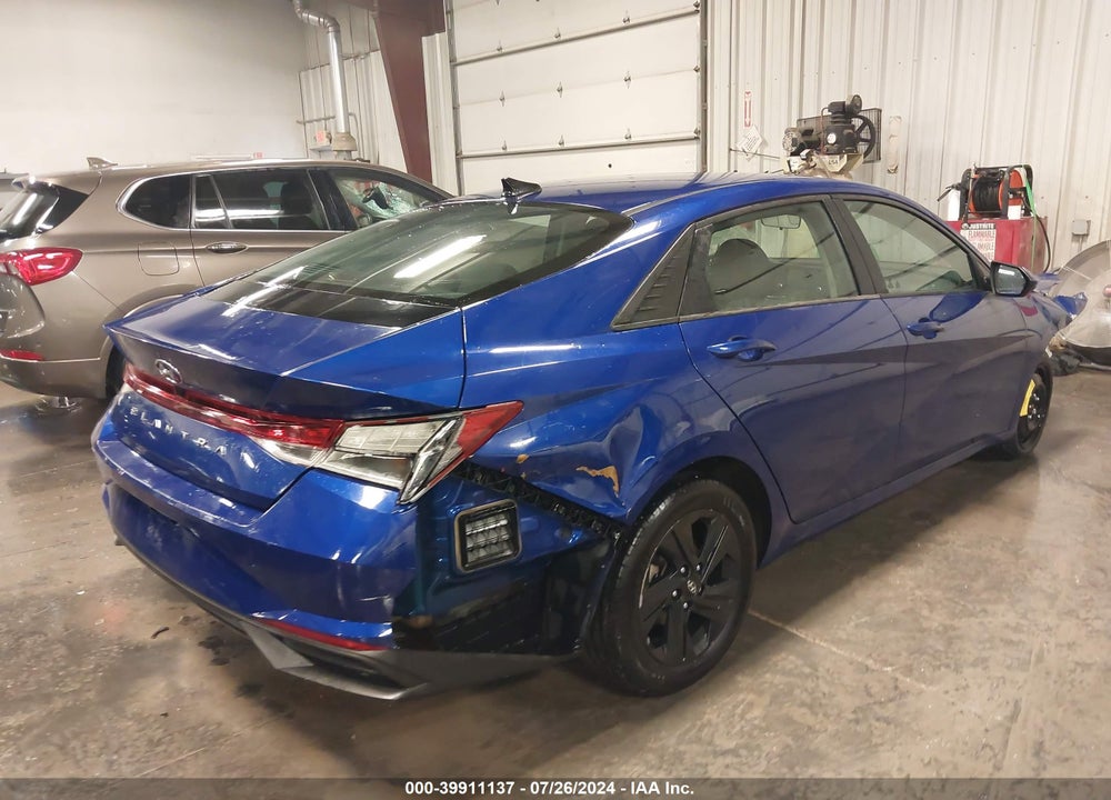 2021 HYUNDAI ELANTRA SEL VIN: 5NPLM4AG1MH002174