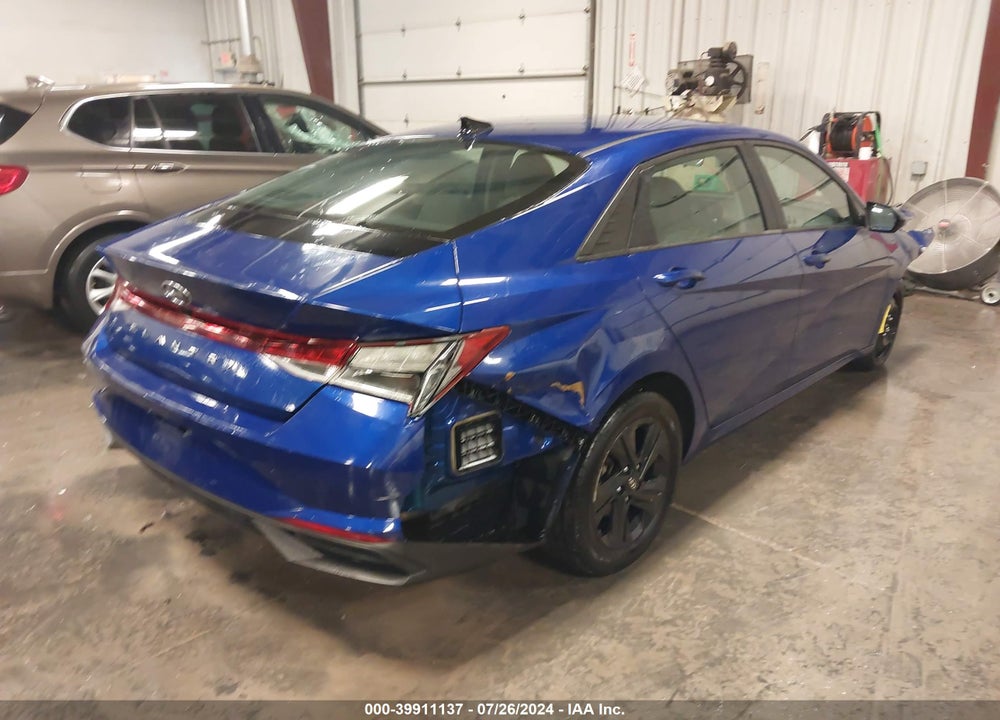 2021 HYUNDAI ELANTRA SEL VIN: 5NPLM4AG1MH002174
