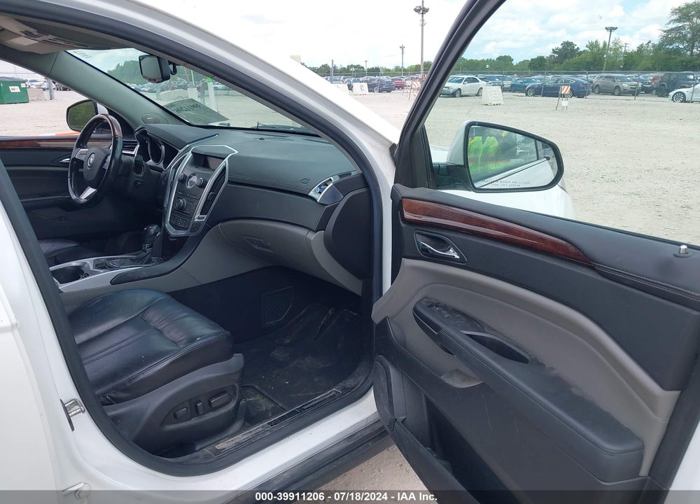 2011 CADILLAC SRX LUXURY COLLECTION VIN: 3GYFNAEY1BS597763