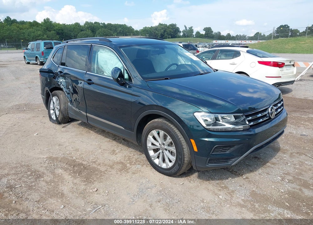 2018 VOLKSWAGEN TIGUAN 2.0T SE/2.0T SEL VIN: 3VV3B7AX5JM126186