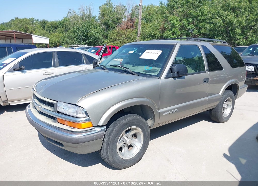 2002 CHEVROLET BLAZER LS VIN: 1GNCS18W52K137732