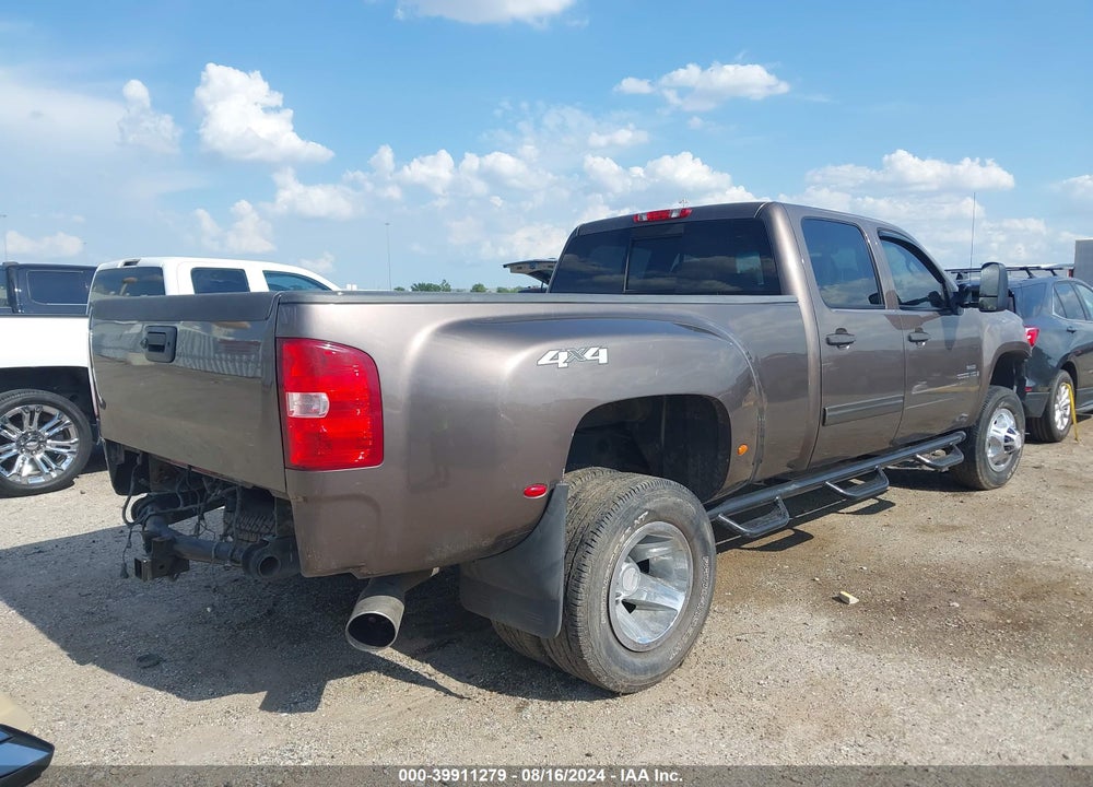 2008 GMC SIERRA 3500HD SLE2 VIN: 1GTJK33688F178330