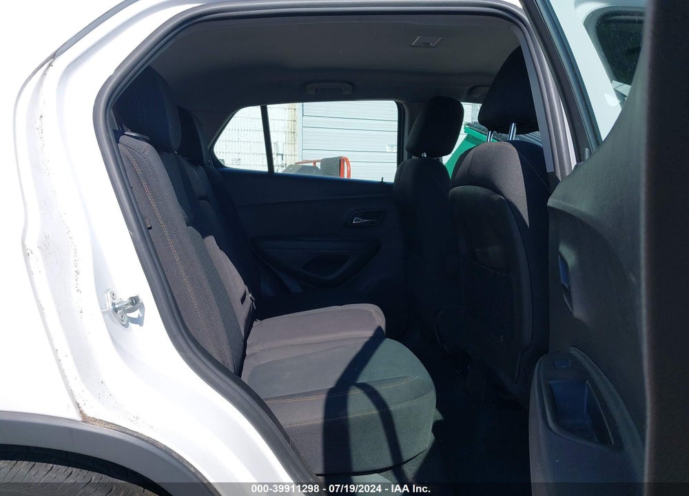 2019 CHEVROLET TRAX LS VIN: 3GNCJKSB0KL324177