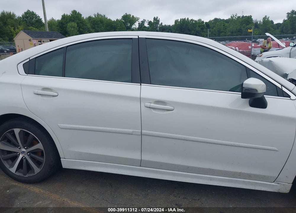 2016 SUBARU LEGACY 2.5I LIMITED VIN: 4S3BNAN60G3014695