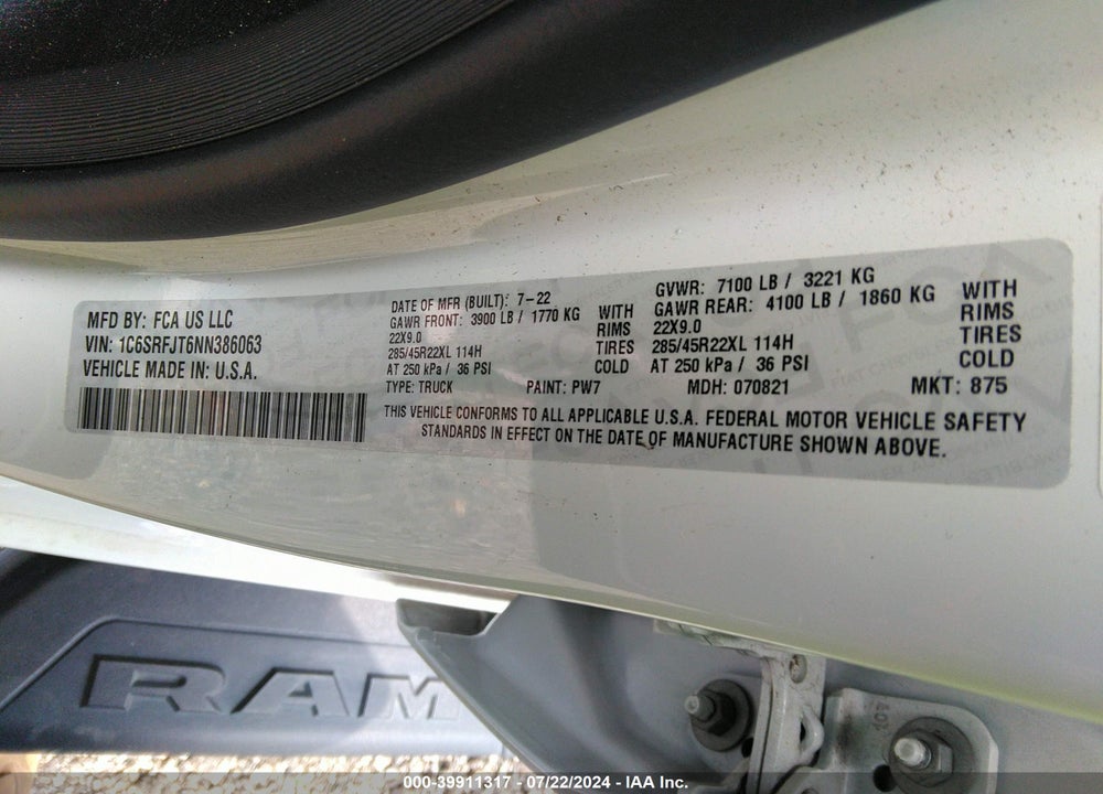 2022 RAM 1500 LAIE  4X4 5'7 BOX VIN: 1C6SRFJT6NN386063