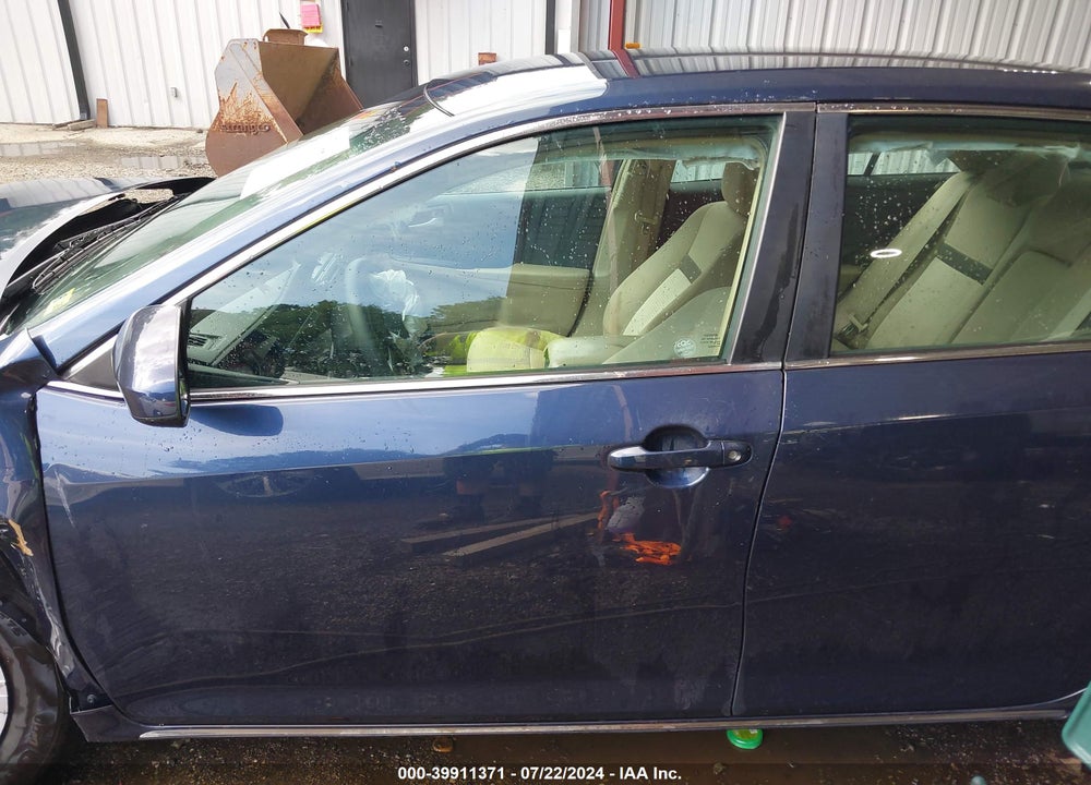 2014 TOYOTA CAMRY LE VIN: 4T1BF1FK8EU852047