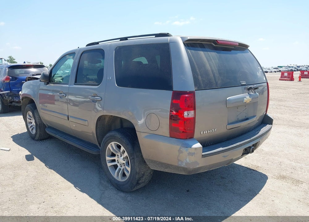 2007 CHEVROLET TAHOE VIN: 1GNFC13J77R174057