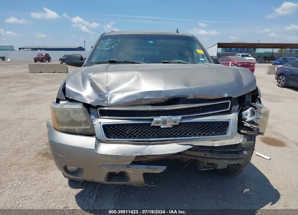 2007 CHEVROLET TAHOE VIN: 1GNFC13J77R174057