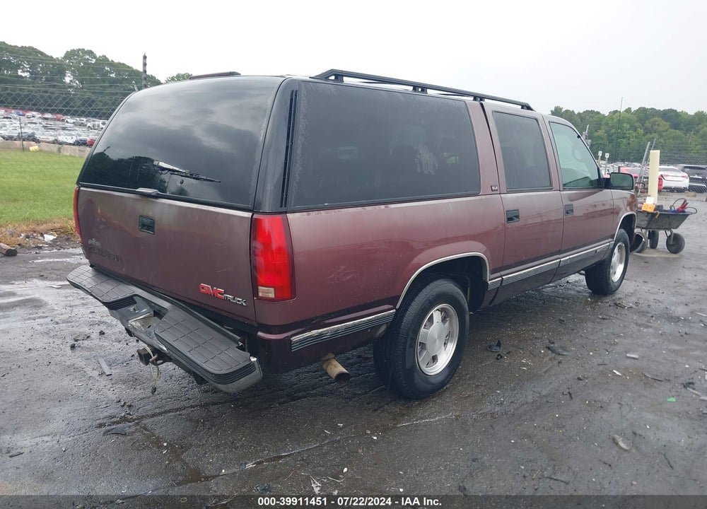1997 GMC SUBURBAN 1500 SL VIN: 1GKEC16R7VJ726033