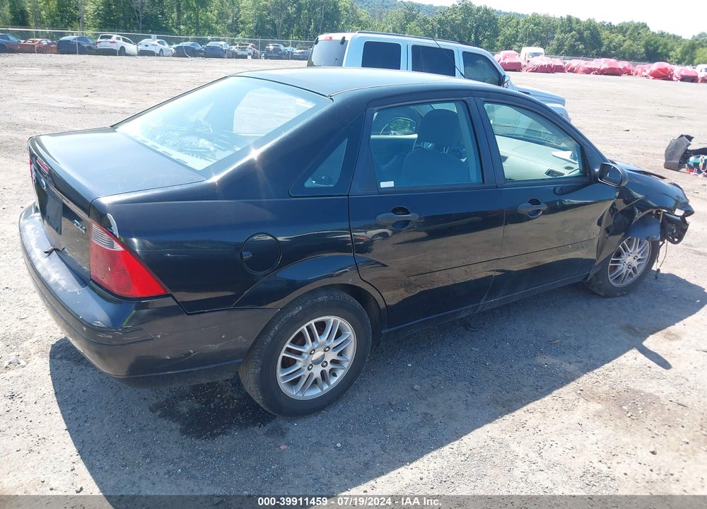 2005 FORD FOCUS ZX4 VIN: 1FAFP34N85W200356