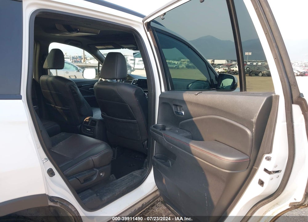 2022 HONDA PILOT AWD BLACK EDITION VIN: 5FNYF6H70NB006332