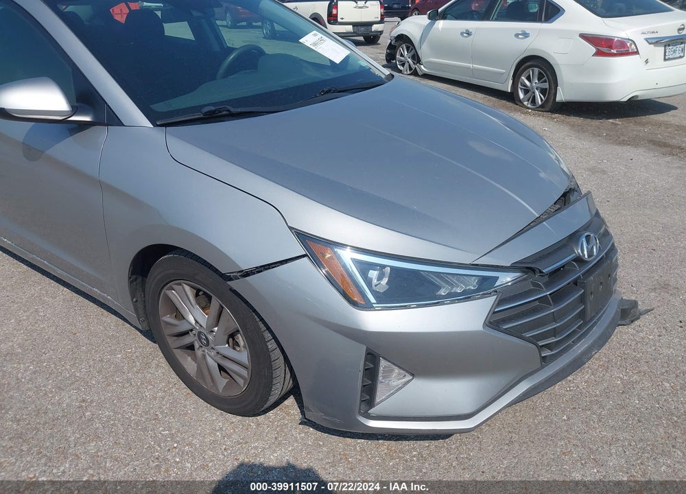 2020 HYUNDAI ELANTRA SEL VIN: 5NPD84LF3LH562063
