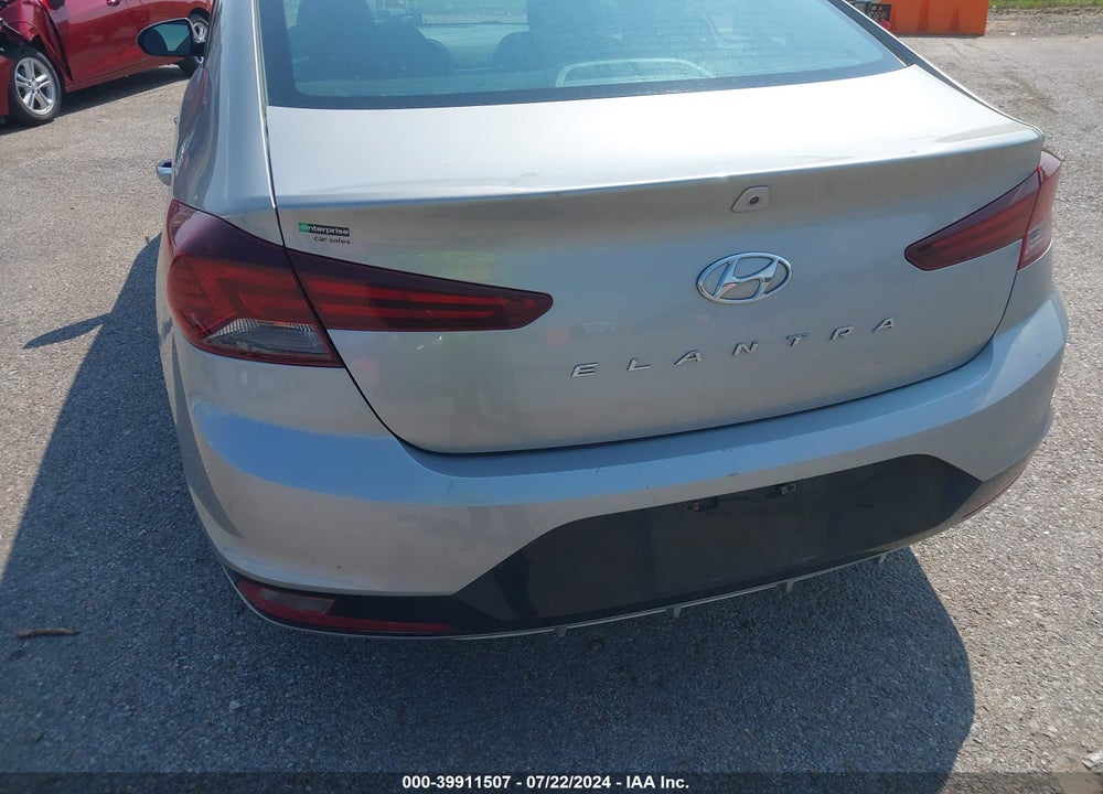 2020 HYUNDAI ELANTRA SEL VIN: 5NPD84LF3LH562063