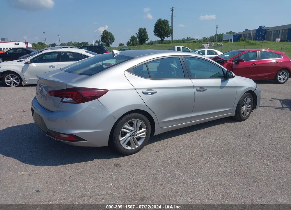 2020 HYUNDAI ELANTRA SEL VIN: 5NPD84LF3LH562063