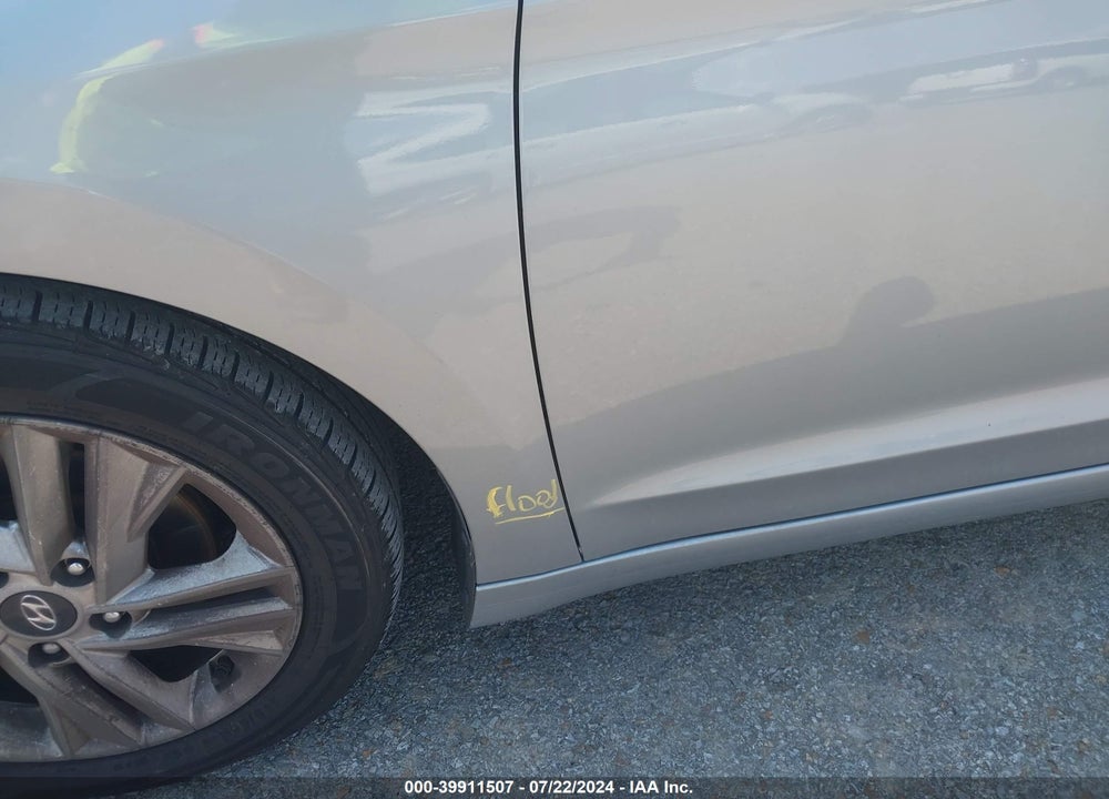 2020 HYUNDAI ELANTRA SEL VIN: 5NPD84LF3LH562063