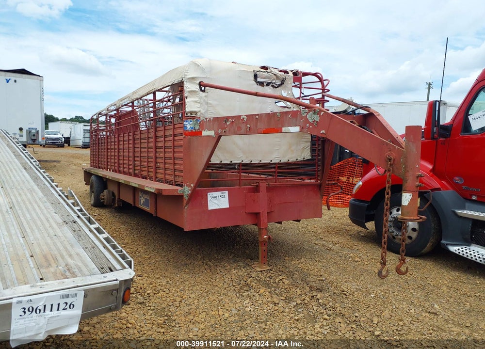 2000 GOOSENECK TRAILERS LIVESTOCK VIN: 16GS32426YB075370